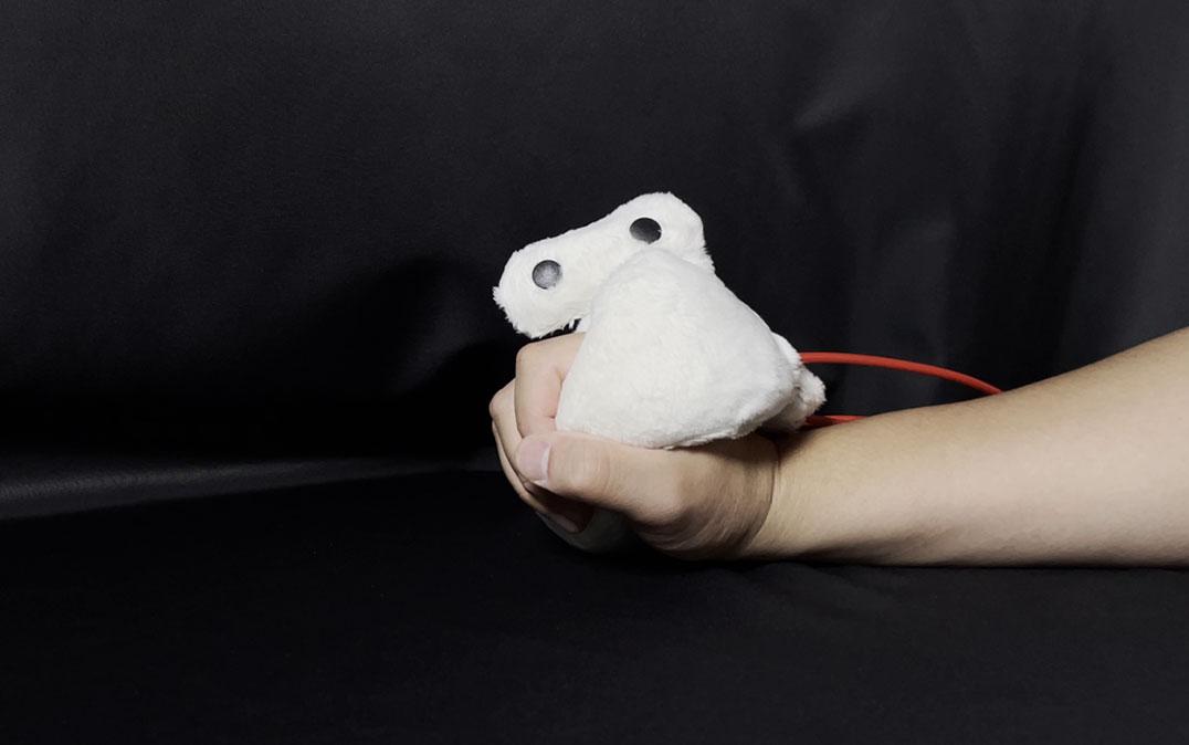 Scared of injections? Try a wearable soft robot to ease aversion to needles