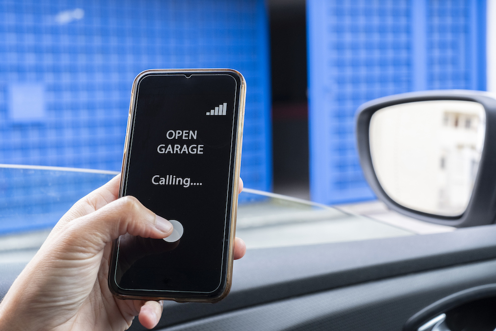 Open garage doors anywhere in the world  by exploiting this “smart” device